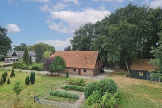 Lattrop-Breklenkamp - Bergvennenweg 3 en 5